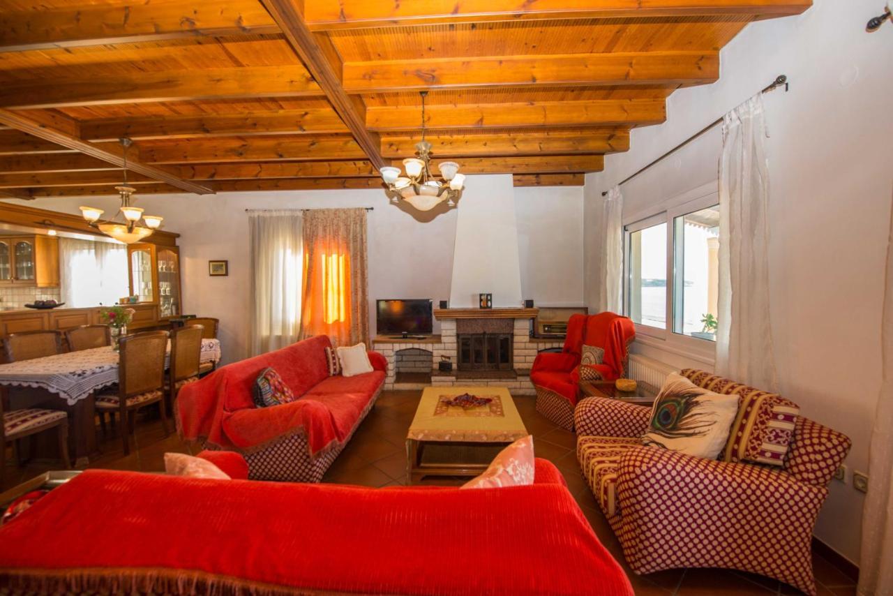Frosos Beachfront Maisonette Acharavi Aharávi Kültér fotó