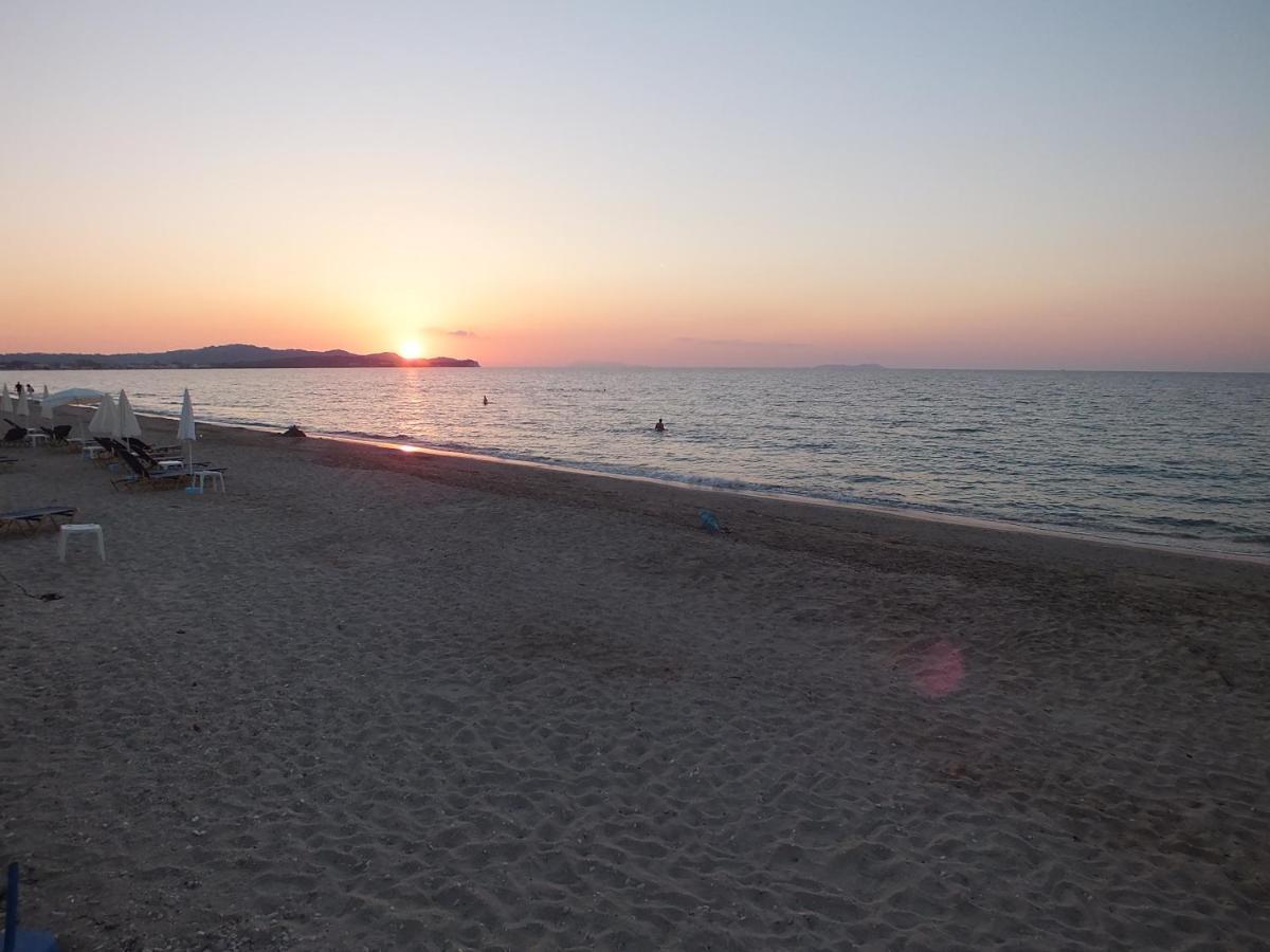 Frosos Beachfront Maisonette Acharavi Aharávi Kültér fotó